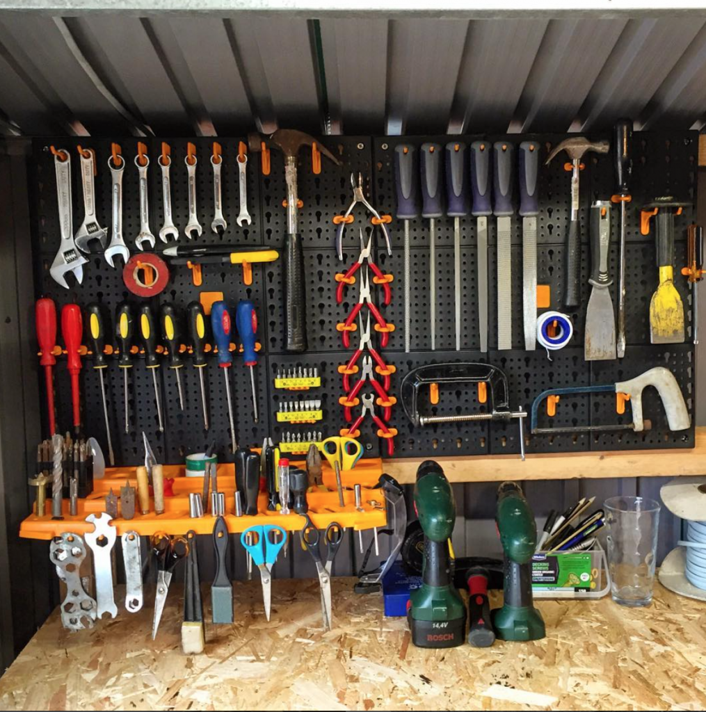 c1916fc2d30e34425706f106814b8ee2